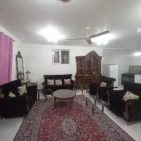 مبل شیک پارچه ای مخمل ۷ نفره در حد نو با میز وسط|مبلمان خانگی و میز عسلی|بهشهر, |دیوار