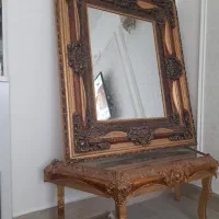 میز کنسول و قاب آینه