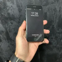 ایفون7 128gig کاملا سالم LLA