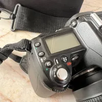 Nikon D90|دوربین عکاسی و فیلم‌برداری|نیشابور, بلوار گلها|دیوار