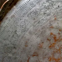 عتیقه مجمعه مسی بزرگ. قلمکاری|کلکسیون اشیاء عتیقه|قم, باجک یک|دیوار