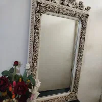 آینه کنسول پایه دار