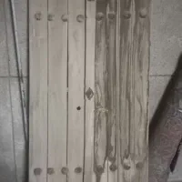 دو عدد درب قدیمی|کلکسیون اشیاء عتیقه|اصفهان, نقش جهان|دیوار