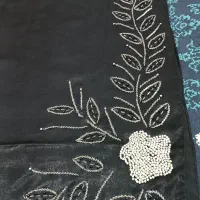 شال ملیله دوزی شده