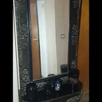 کنسولی و آینه