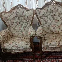 مبلمان سلطنتی ومیز جلو مبلی