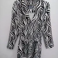 مانتو و کت|لباس|لنگرود, |دیوار