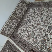 فرش و پشتی