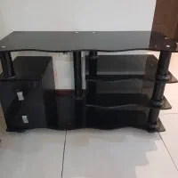 میز تلویزیون در حد نو