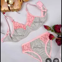 لباس زیر|لباس|قم, چهار امامزاده|دیوار