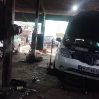 نیازمند مکانیک و باطری ساز
