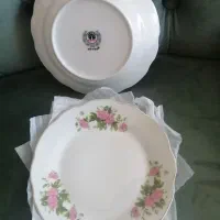 ظروف چینی گل سرخی و قاشق و چنگال|ظروف سرو و پذیرایی|کرمان, |دیوار