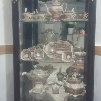 ویترین نو بدون هیچ خط و خشی سالم