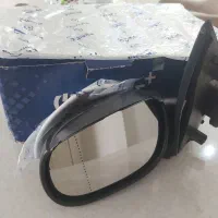 آیینه بغل ۲۰۶