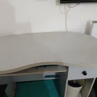 میز کامپیوتر