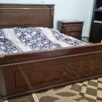 تخت دو نفره و دوتا پاتختی