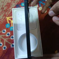 آیفون ۱۳ نرمال همراه با آداپتور|موبایل|بم, |دیوار