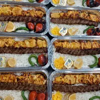 استخدام کمک آشپز و آشپز و کارگر ساده و پیک موتوری