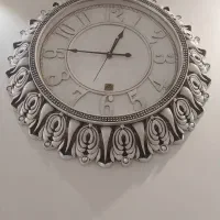 ساعت دیواری