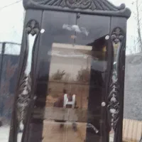 بوفه چهارطبقه آینه دار. چوب گردو.