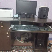 میز کامپیوتر