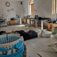 به تعدادی چرخ کار و وسط کار نیازمندیم(فوری)|استخدام صنعتی، فنی، مهندسی|محمدشهر, سیدآباد|دیوار