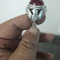 یاقوت به وزن ۳۶ گرم و انگشتر سه نگین|جواهرات|اصفهان, باب الدشت|دیوار