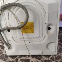 یک عدد  لباسشویی و فریزر|ماشین لباسشویی و خشک‌کن لباس|آباده, |دیوار