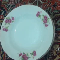 تعدادی ظرف و ظروف قدیمی