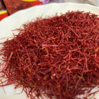 زعفران نگین