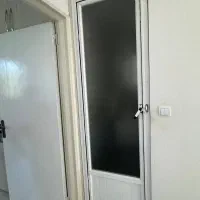 درب آلومنیوم  بآیینه وشیشه با فریم آهنی آماده شده|مصالح و تجهیزات ساختمان|سبزوار, توحیدشهر|دیوار