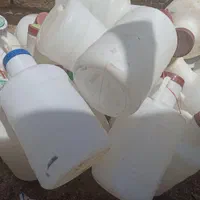 دبه خیارشوری خالی|ظروف نگهدارنده، پلاستیکی، یکبارمصرف|ایلام, |دیوار