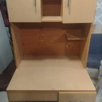 میز تحریر در حد نو