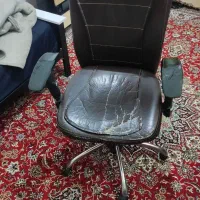 صندلی اداری و مدیریتی