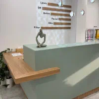 منشی کلینیک زیبایی پیشوا