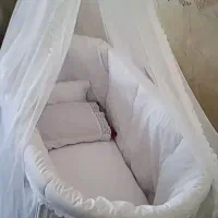 تخت و گهواره