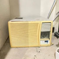 یک عدد کولر سالم و تمیز