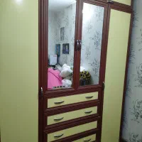 کمد دیواری تمیز