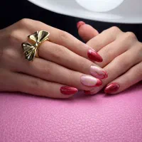 آفر ویژه خدمات ناخن