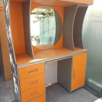 صندلی و میزآینه دار و کشودار|صندلی و نیمکت|اصفهان, مسجد مصلی|دیوار