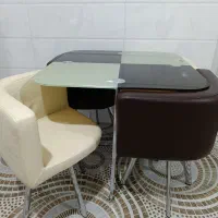 میز غذاخوری چرم