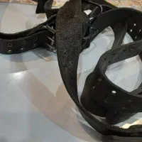 هیکلی علامت و چلچراغ کمربند چرم