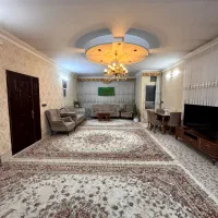 آپارتمان ۱۰۰ متر، گل طبقات، با نورگیر بی نظیر