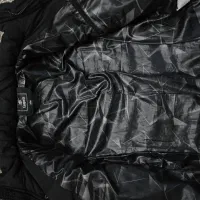 کاپشن|لباس|سنقر, |دیوار