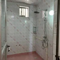 رهن خانه ویلایی ۱۶۰متری /بازسازی شده|اجارهٔ خانه و ویلا|بندر انزلی, گمرک|دیوار