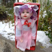 عروسک جعبه ای ، عروسک بی بی ( موزیکال و غیره