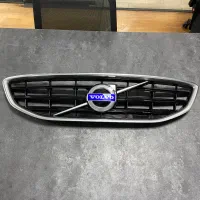 جلو پنجره ولوو