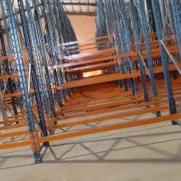 نصاب قفسه های صنعتی