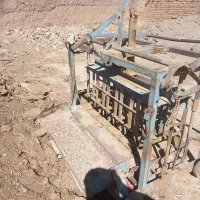 دستگاه بلوکه زنی ۵ قالبه سالم|ماشینآلات صنعتی|قائن, |دیوار