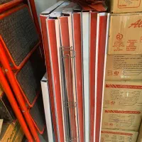 قفسه در حد نو و استند پفک زیر قیمت